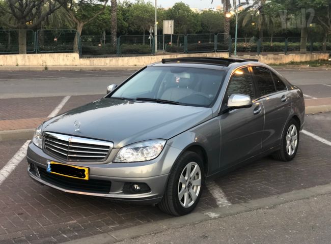 מודעת רכב מרצדס-בנץ C-class