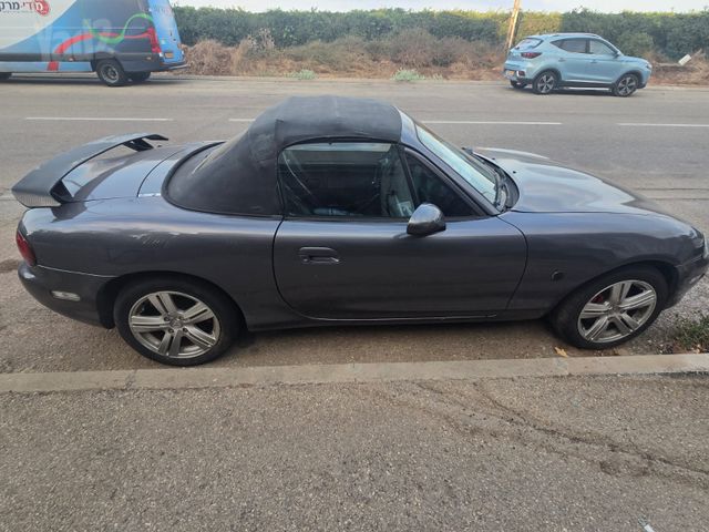MX-5 Mid אוט׳ 1.8 (139 כ״ס)