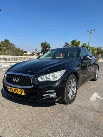 אינפיניטי Q50