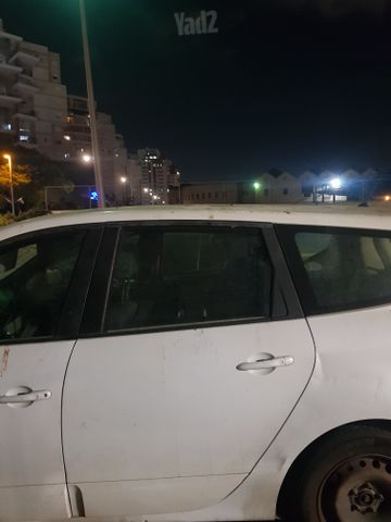 רנו סניק
