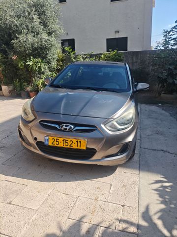 מודעת רכב יונדאי אקסנט i25