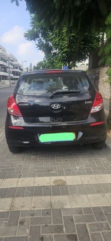 יונדאי i20