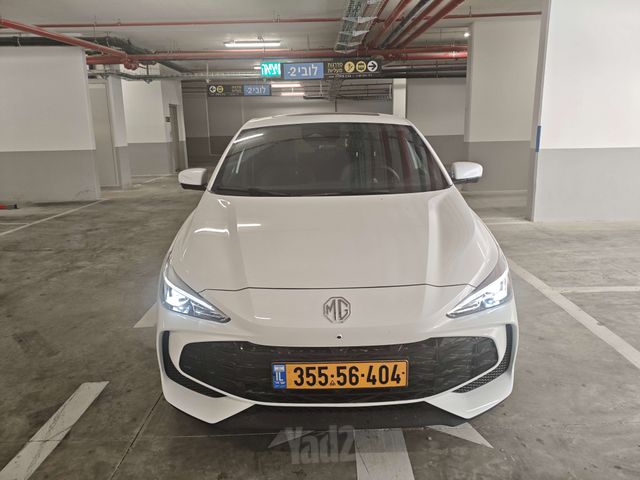 אם ג'י MG3