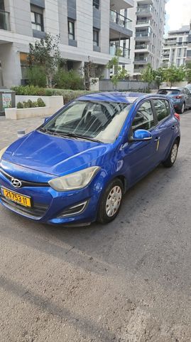 מודעת רכב יונדאי i20