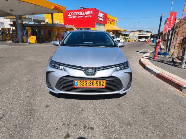 מודעת רכב טויוטה קורולה