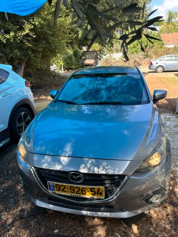 מאזדה 3