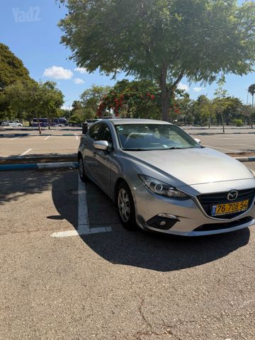 מאזדה 3