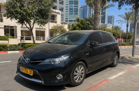 מודעת רכב טויוטה אוריס