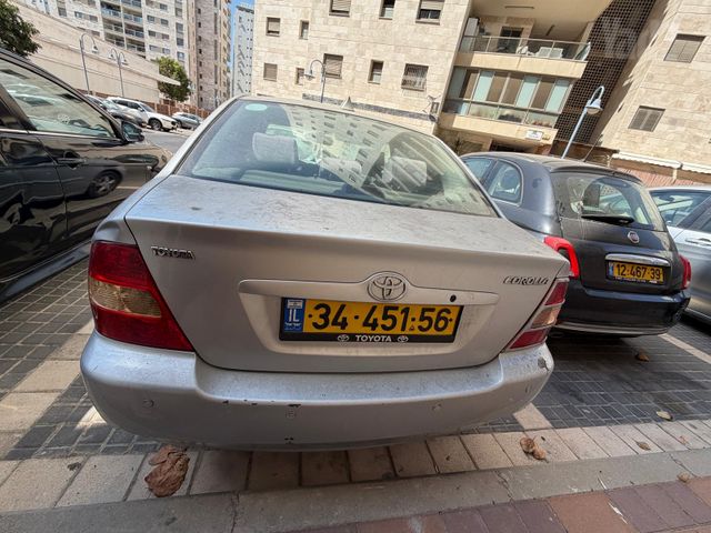 טויוטה קורולה