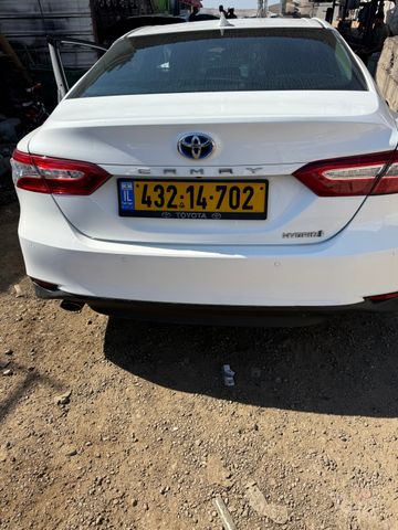 טויוטה קאמרי
