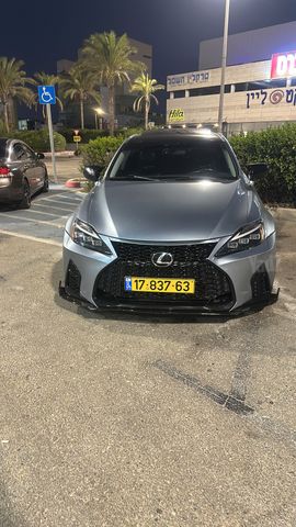 מודעת רכב לקסוס IS