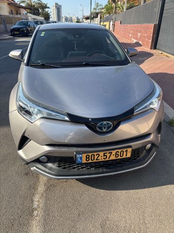טויוטה C-HR