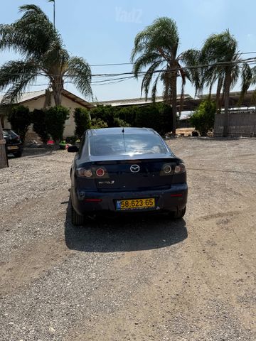 מאזדה 3