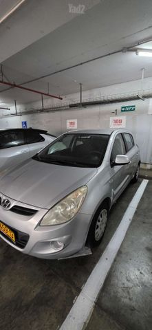 יונדאי i20