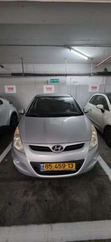 יונדאי i20