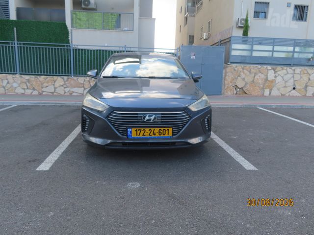 יונדאי איוניק