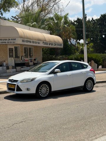 פורד פוקוס