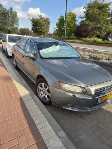 וולוו S80