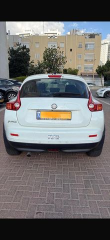 ניסאן ג'וק