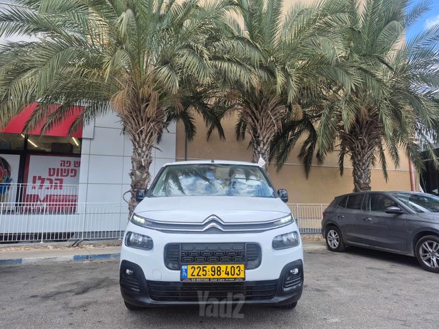 מודעת רכב סיטרואן ברלינגו