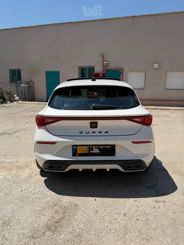 קופרה לאון