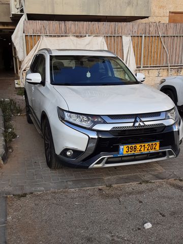 מודעת רכב מיצובישי אאוטלנדר