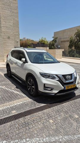 ניסאן אקס טרייל