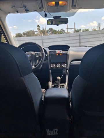 סובארו פורסטר