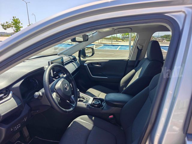 טויוטה RAV4