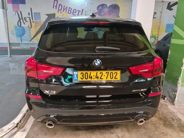 ב מ וו X3