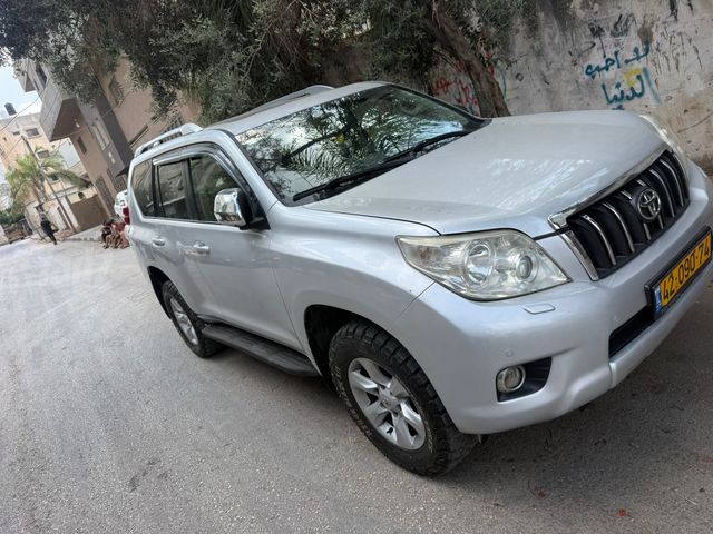 מודעת רכב טויוטה לנד קרוזר
