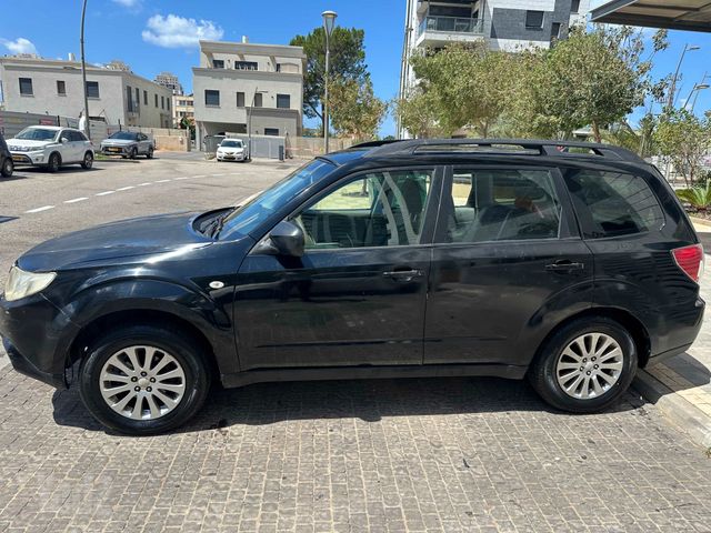 מודעת רכב סובארו פורסטר