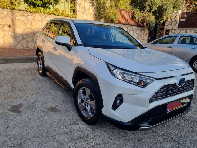 מודעת רכב טויוטה RAV4