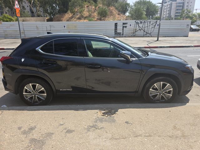 לקסוס UX