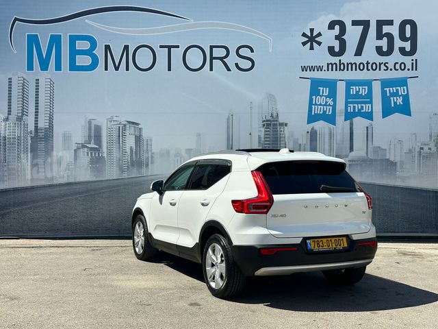 וולוו XC40