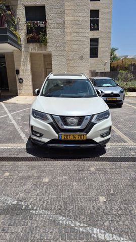 ניסאן אקס טרייל