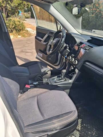סובארו פורסטר