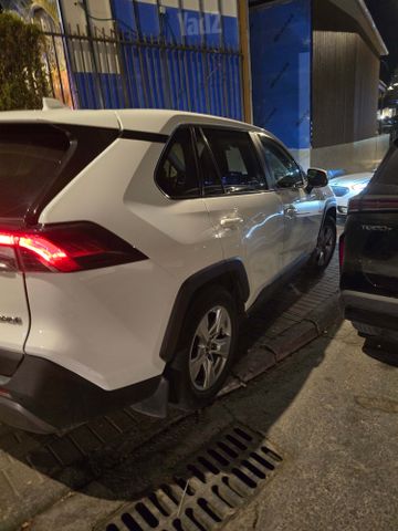 טויוטה RAV4