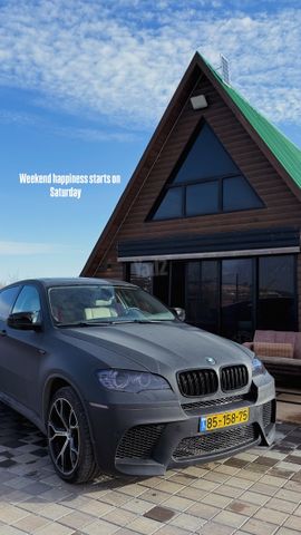 ב מ וו X6