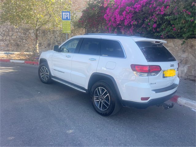 ג'יפ גרנד צ'ירוקי