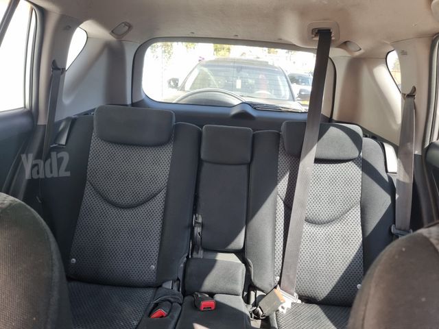טויוטה RAV4