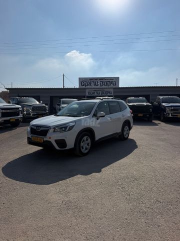 סובארו פורסטר