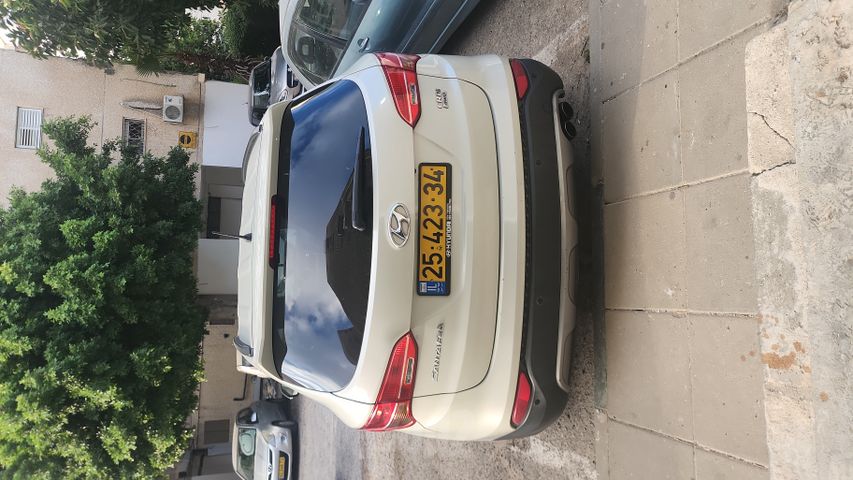 מודעת רכב יונדאי סנטה פה