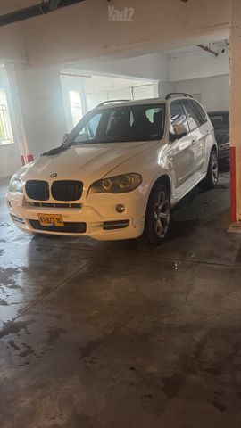 ב מ וו X5