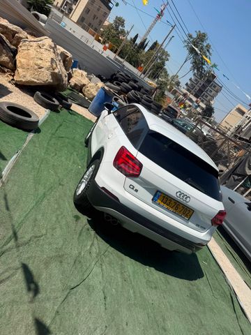 אאודי Q2