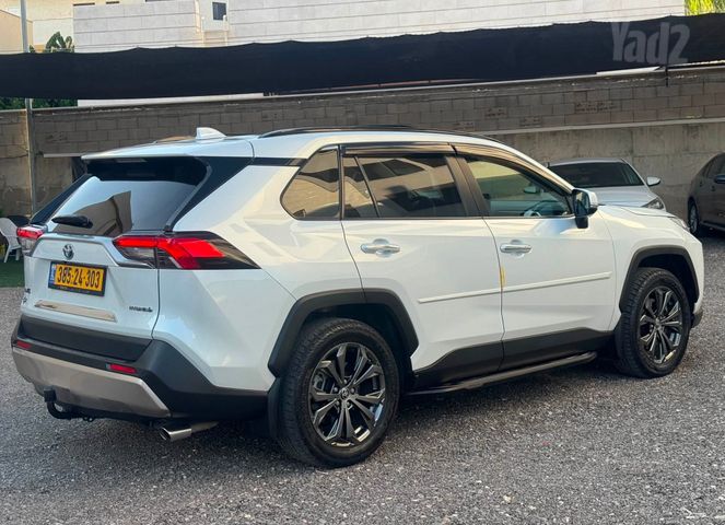 מודעת רכב טויוטה RAV4 2