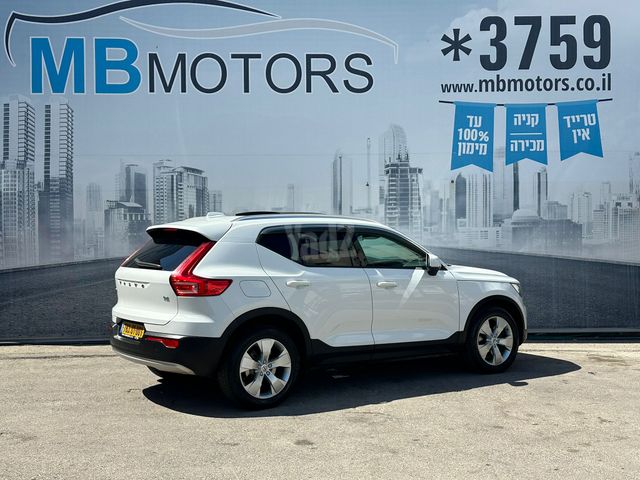 וולוו XC40