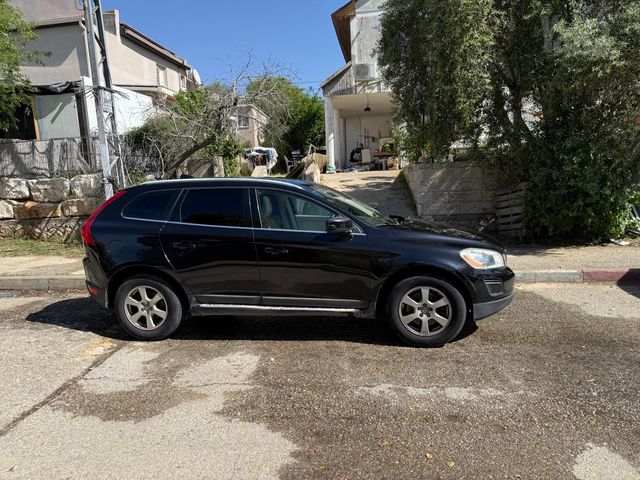 וולוו XC60