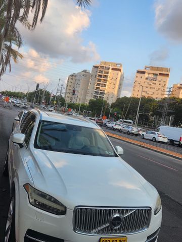 מודעת רכב וולוו XC90