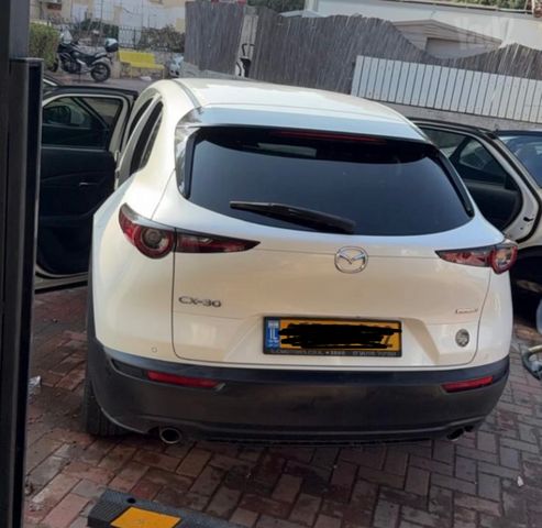 מאזדה CX-30